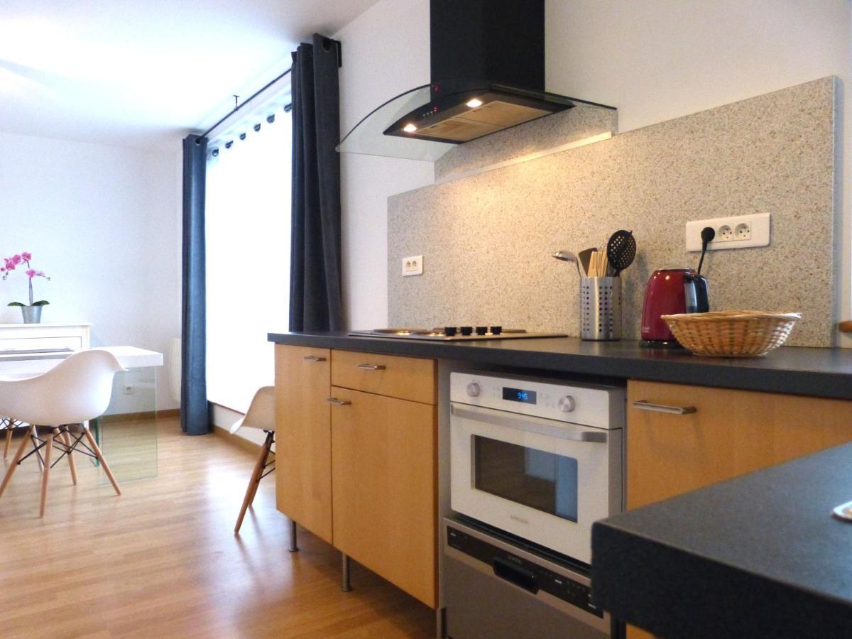 Le 99B Modern Apartment Queen Size Bed Connected Tv Hallennes-lez-Haubourdin Екстер'єр фото