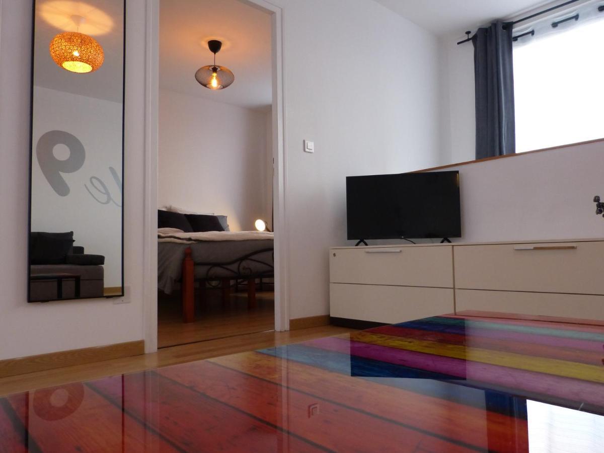 Le 99B Modern Apartment Queen Size Bed Connected Tv Hallennes-lez-Haubourdin Екстер'єр фото